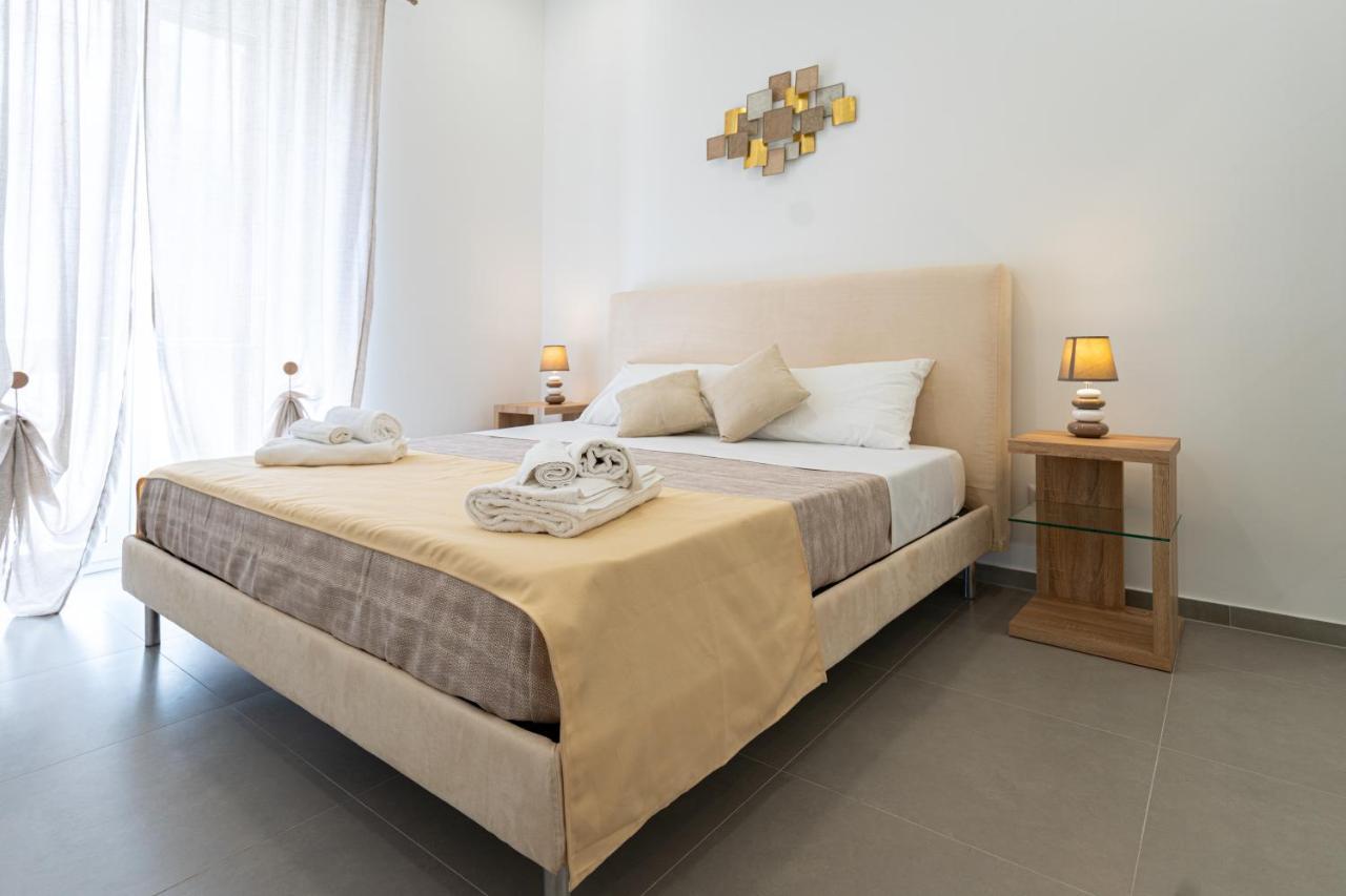 Lighthouse Apartment Taormina Eksteriør billede